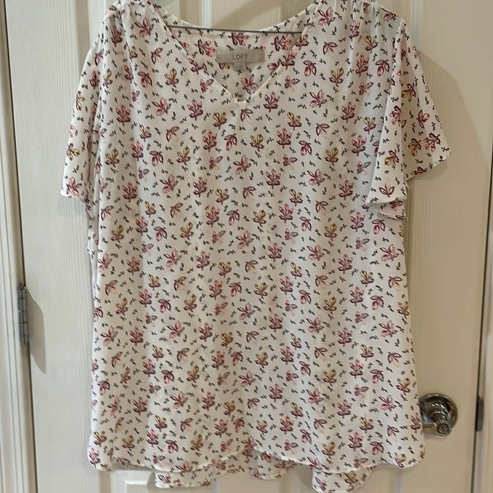 LOFT Autumn Floral flutter sleeve v-neck blouse